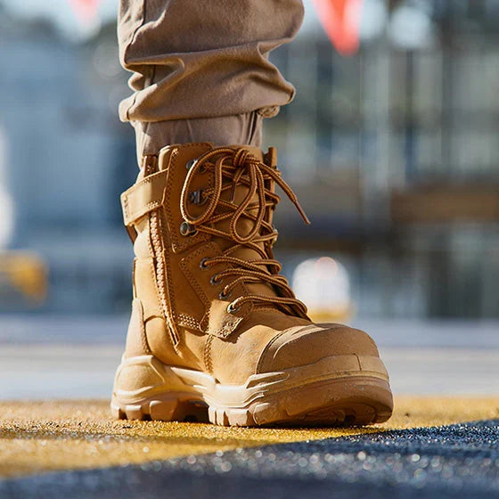 How to Choose the Right Work Boots: A Guide to Safety, Comfort & Fit